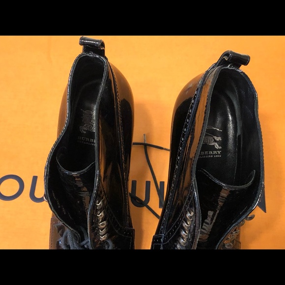 Authentic Black Patent Leather Burberry Booties - Picture 5 of 8